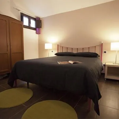 Homehotels Appartamento 4*